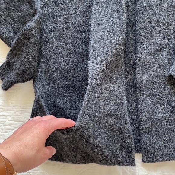 Simply Natural Alpaca 🦙 Cardigan - Picture 4 of 15